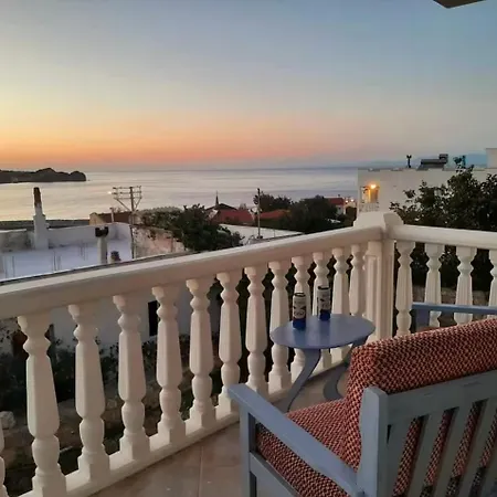 Karaburun'da Deniz Manzarali Ferah *